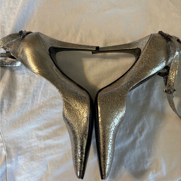 Carlos Santana Silver and Gold Stiletto Heels with Ankle Strap - Picture 2 of 6